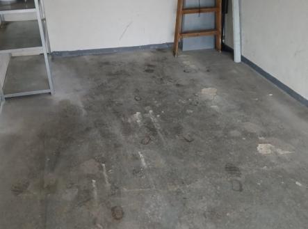 Pronájem - malý objekt/garáž