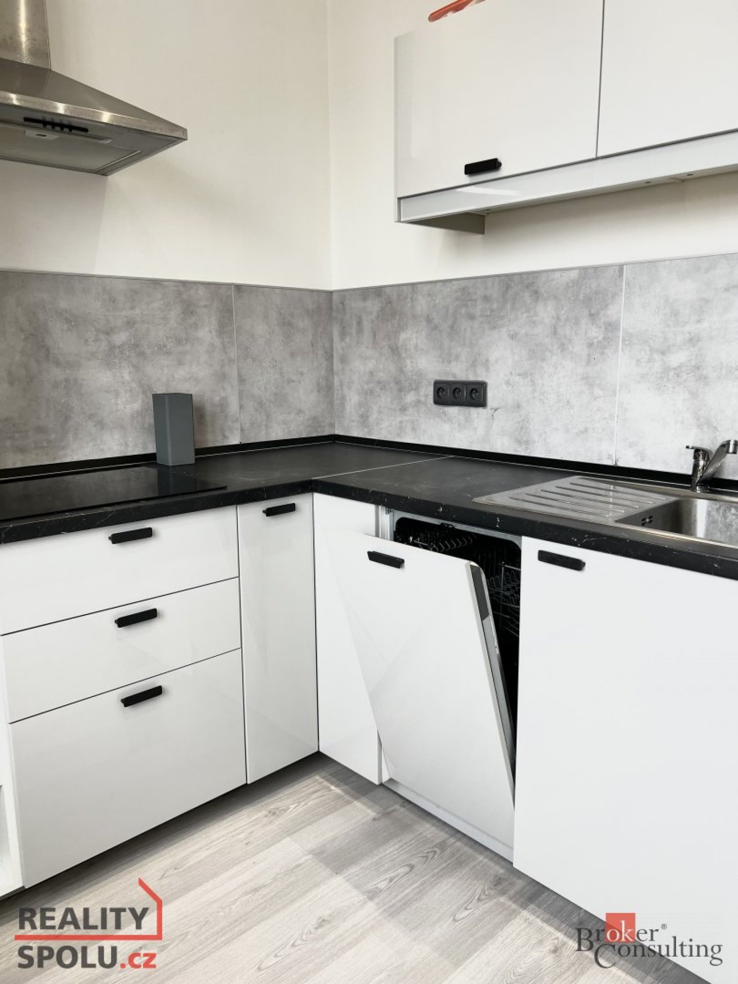 Pronájem, byty/2+1, 53 m2, Poruba 1698/13, 70800 Poruba [ID 80735]