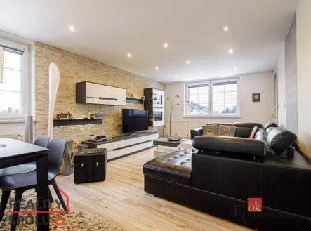 Pronájem - dům/vila, 163 m²