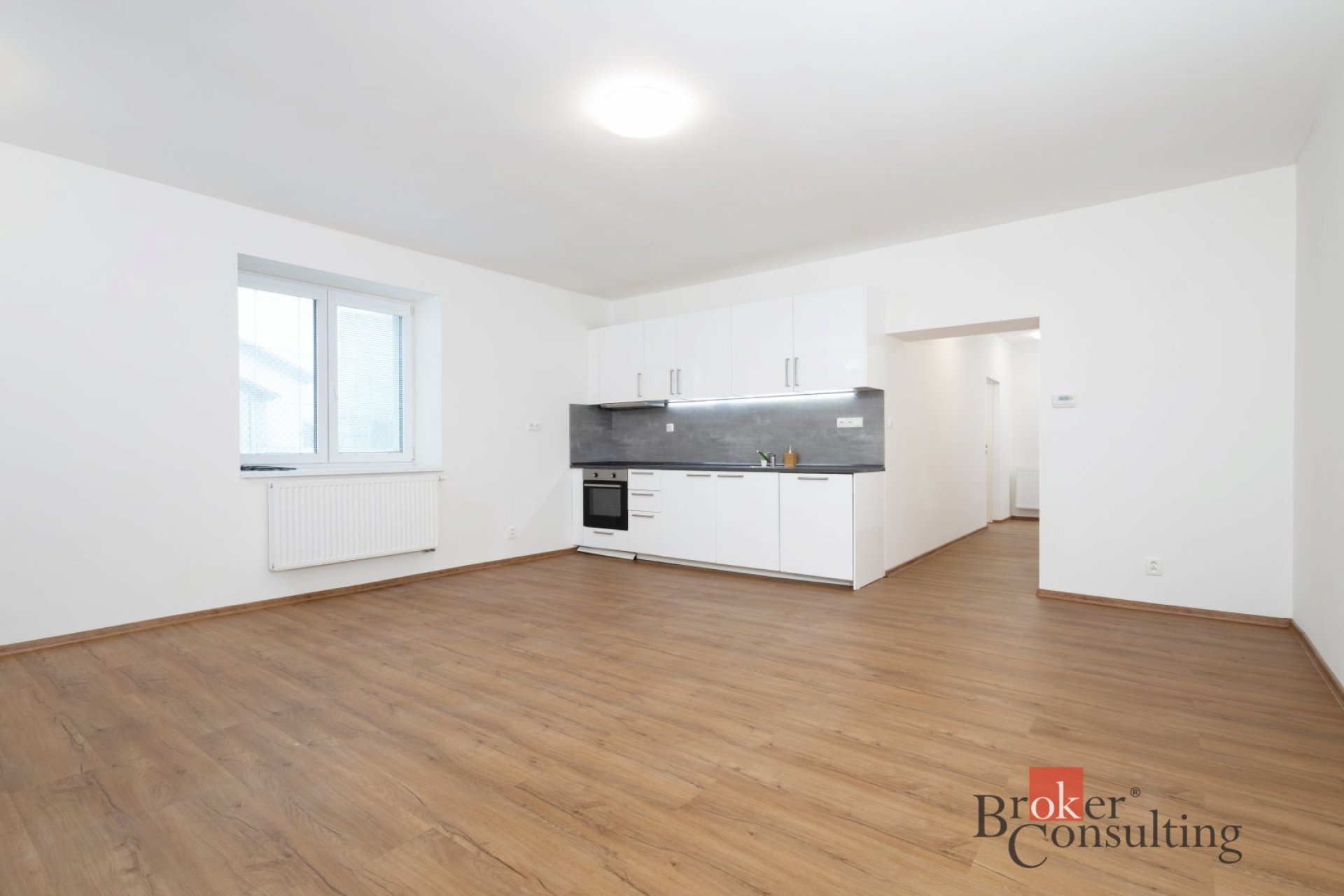 Prodej bytu 2+kk, 55m2 + parkovací stání, Československé armády 25/32, 71500 , Ostrava-město