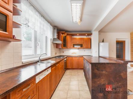 Prodej - dům/vila, 240 m²