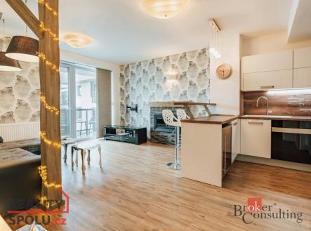 Pronájem bytu, 4+kk, 95 m²