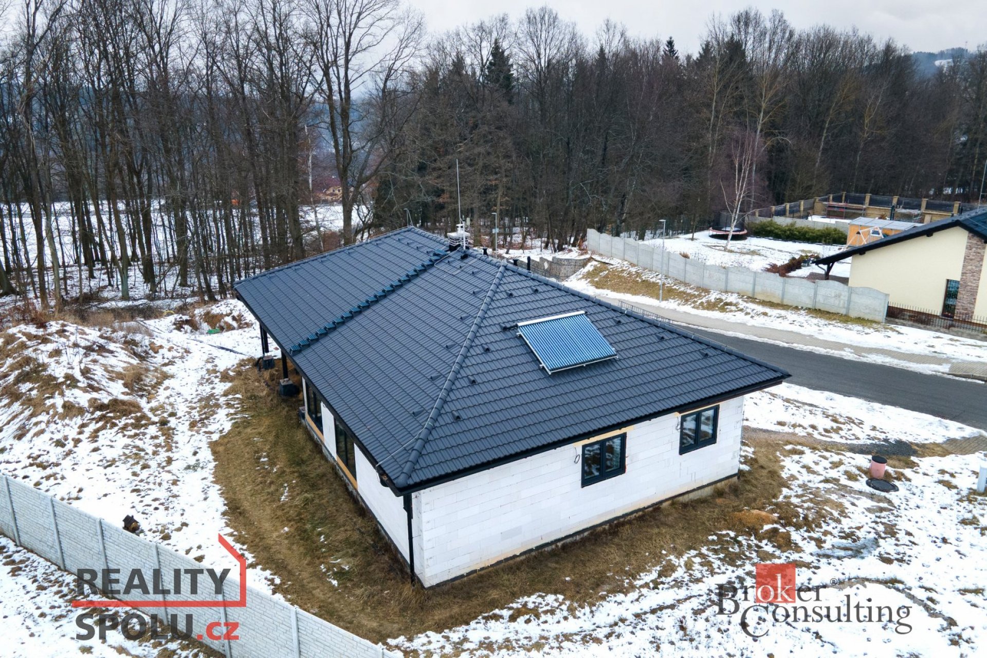 Moderní rodinný dům 5+kk v klidné lokalitě Lokte – Nad Hájovnou