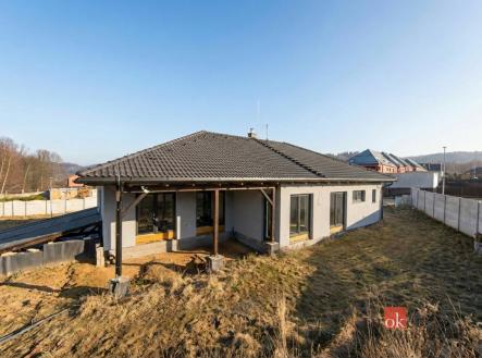 Prodej - dům/vila, 196 m²