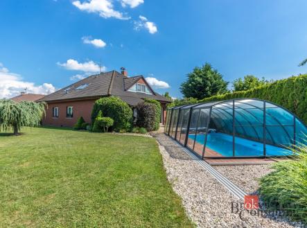 Prodej - dům/vila, 260 m²