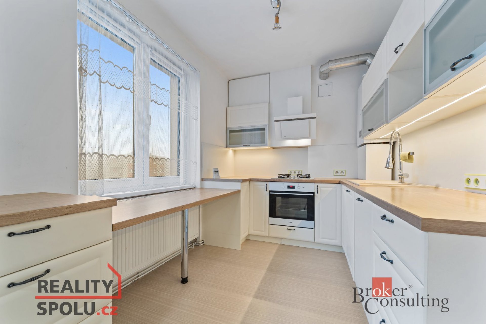 Pronájem, byty/2+kk, 51 m2, Smetanova 242, 53345 Opatovice nad Labem, Pardubice [ID 81479]