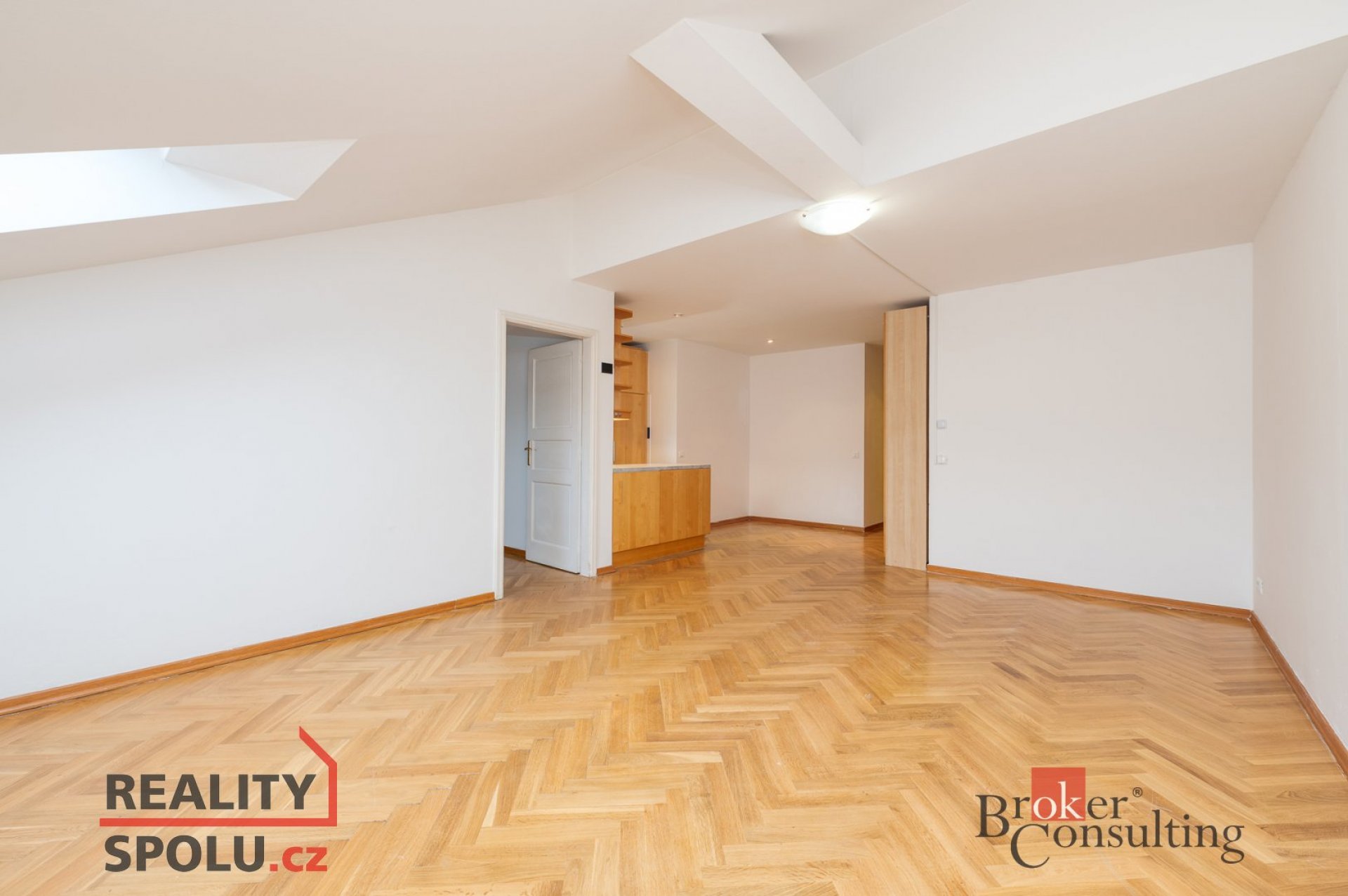 2kk pár minut od náplavky