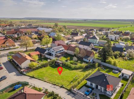 Prodej - pozemek pro bydlení, 798 m²