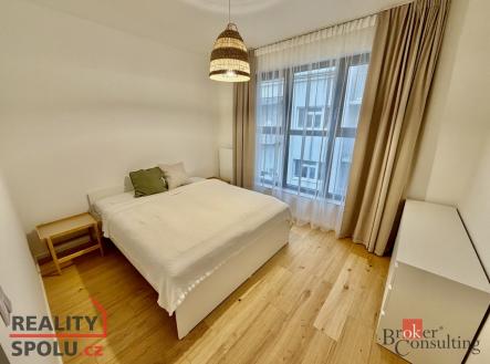 Pronájem bytu, 2+kk, 43 m²