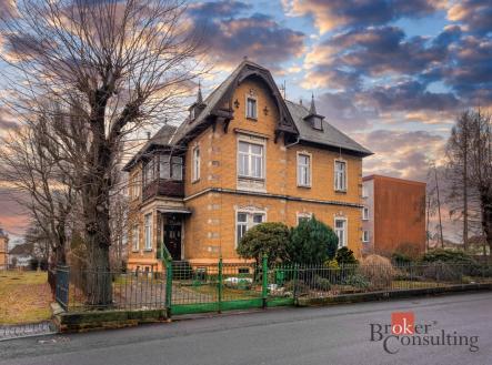 Prodej - dům/vila, 262 m²