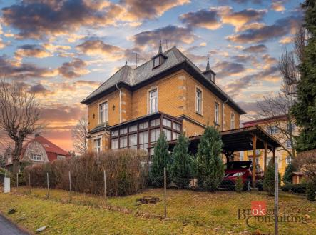 Prodej - dům/vila, 262 m²