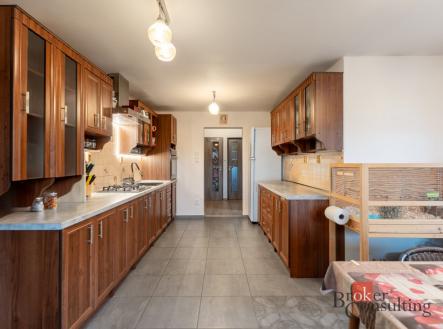 Prodej - dům/vila, 280 m²