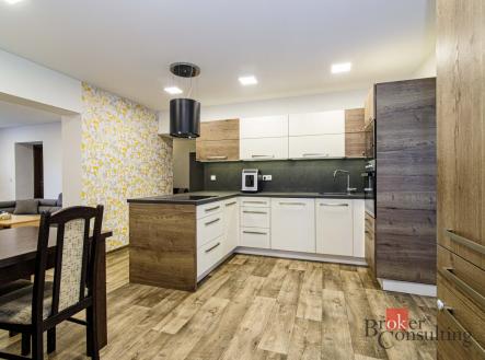 Prodej - dům/vila, 185 m²