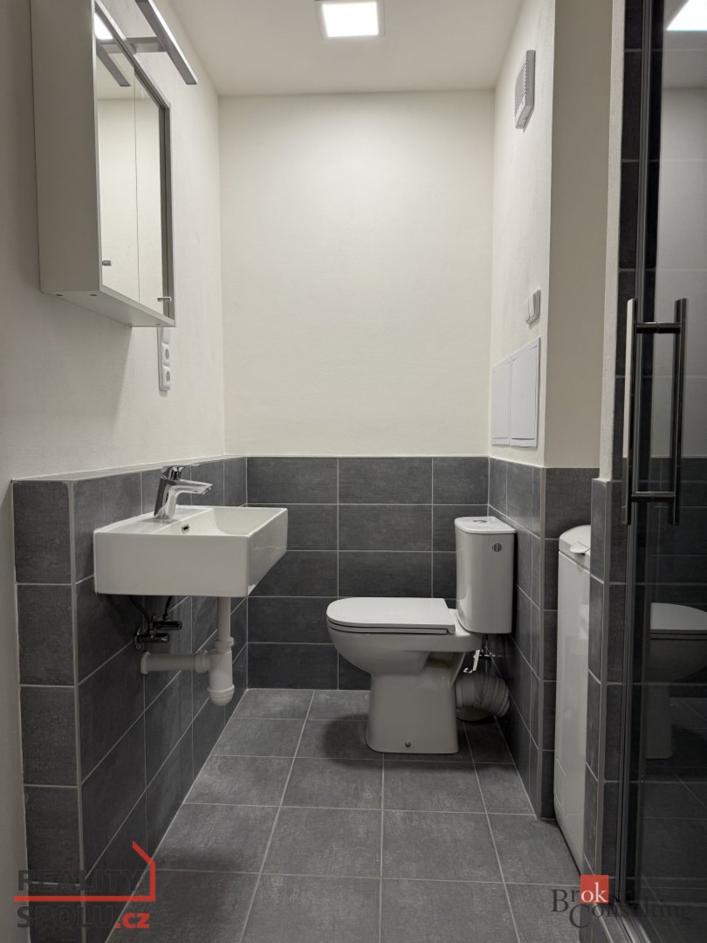 Pronájem, byty/1+kk, 32 m2, Kateřinky 1516/37, 74705 Opava (nečleněná část města) [ID 82086]