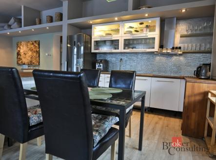 Prodej - dům/vila, 250 m²