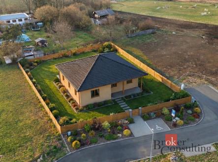 Prodej - pozemek pro bydlení, 1 307 m²