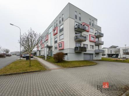 Pronájem bytu, 3+kk, 78 m²