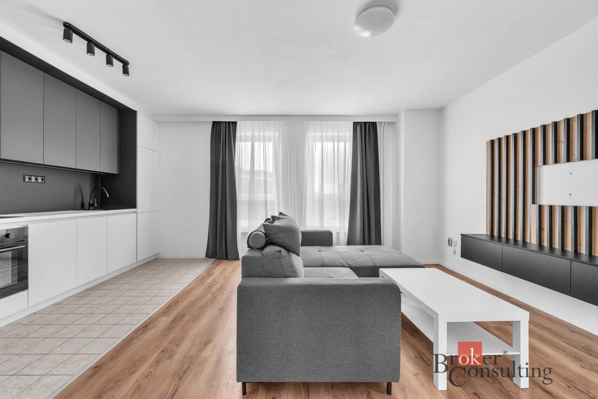 Pronájem, byty/2+kk, 52 m2, Pražská třída 771/19, Kukleny, 50004 Hradec Králové, Hradec Králové [ID 