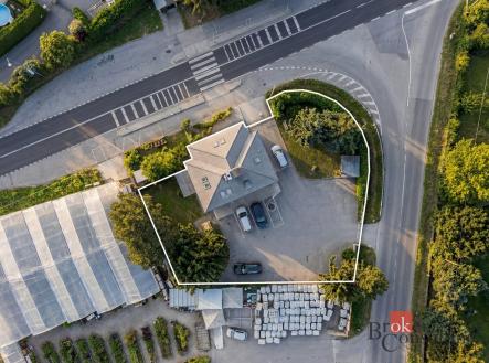 Prodej - komerční objekt, jiný, 186 m²