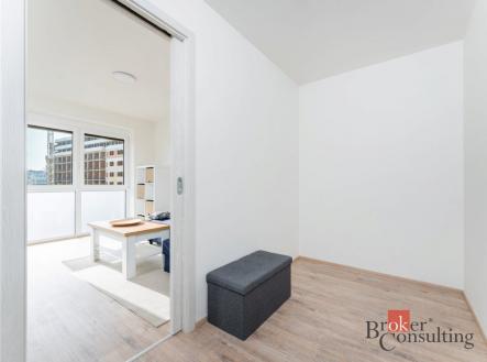 Pronájem bytu, 1+kk, 31 m²