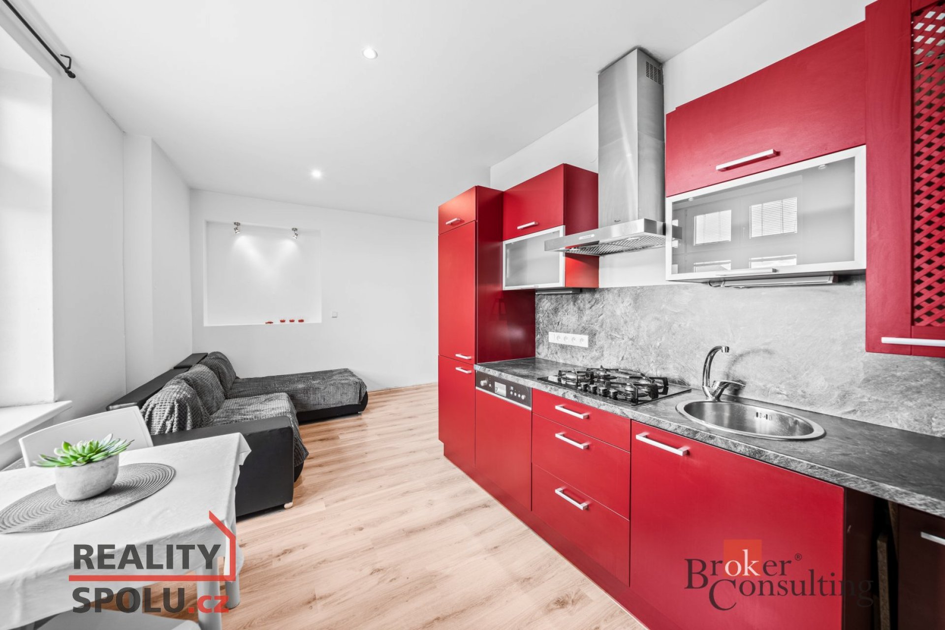 Pronájem, byty/2+kk, 57 m2, Politických vězňů 2270/6, 30100 Plzeň, Plzeň-město [ID 82600]