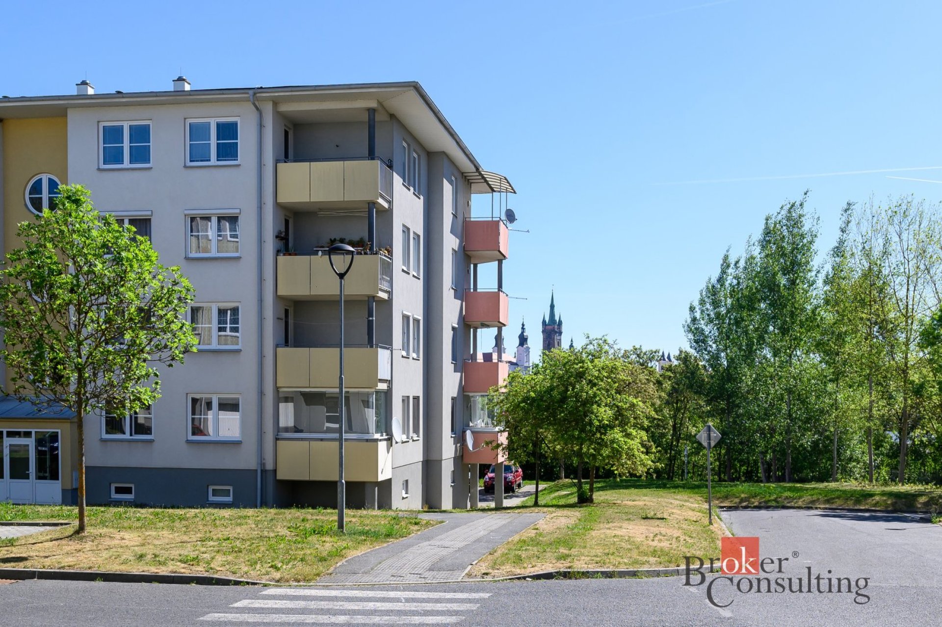 Prodej prostorného bytu 3+1, ulice Luční, výměra 92m2 s balkónem