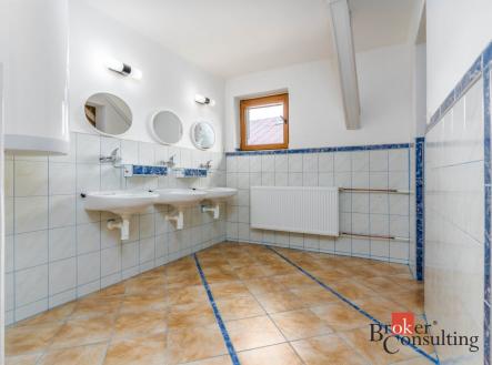 Prodej - komerční objekt, jiný, 620 m²