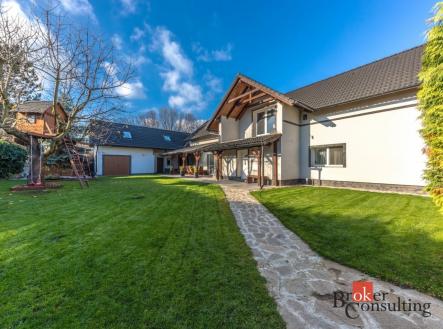 Prodej - dům/vila, 291 m²