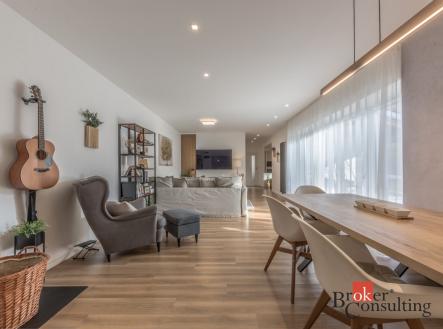 Prodej - dům/vila, 291 m²
