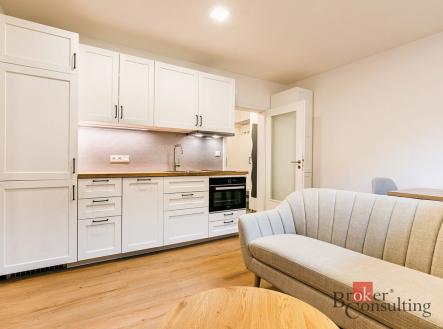 Pronájem bytu, 2+kk, 36 m²