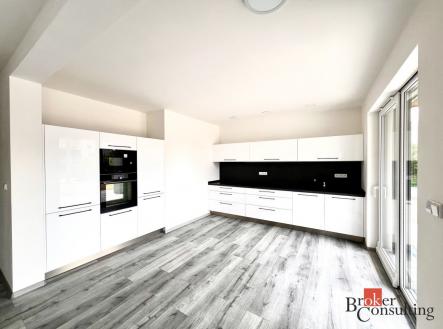 Pronájem - dům/vila, 130 m²