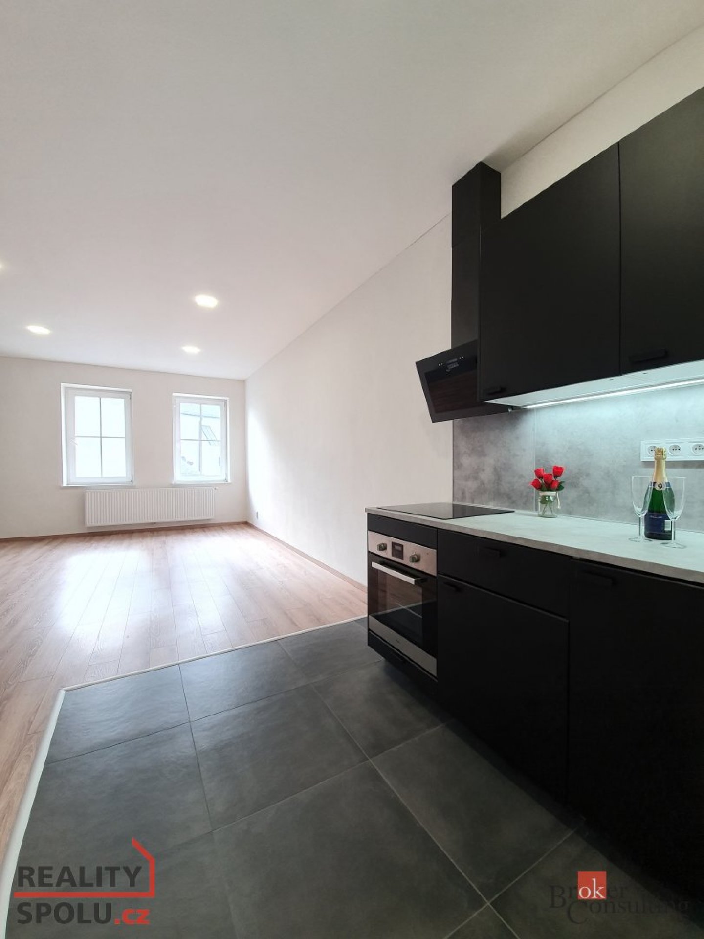 Pronájem bytu 2+KK, Hlučín, Mírové náměstí