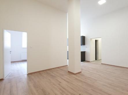 Pronájem bytu, 2+kk, 58 m²