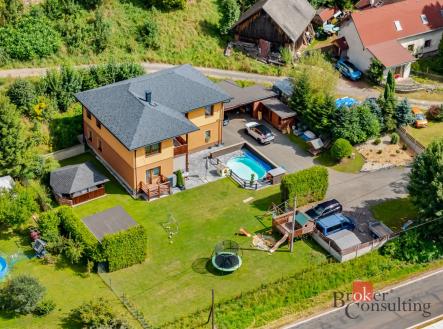 Prodej - dům/vila, 216 m²