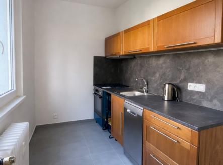 Pronájem bytu, 2+1, 56 m²