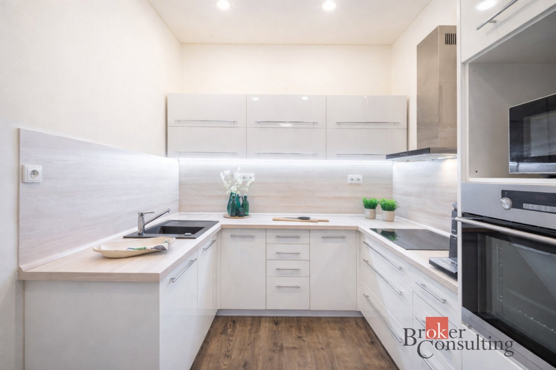 Pronájem, byty/3+kk, 74 m2, Máchova 1221/6, 30100 Plzeň, Plzeň-město [ID 83593]