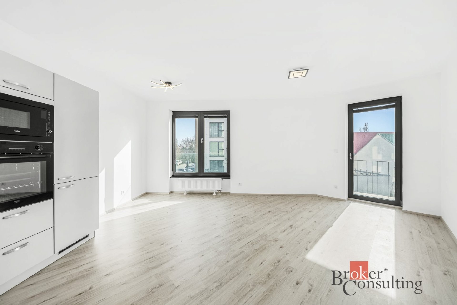 Pronájem, byty/2+kk, 52.37 m2, Železná 3057/8, Jižní Předměstí, 30100 Plzeň 3 [ID 83291]