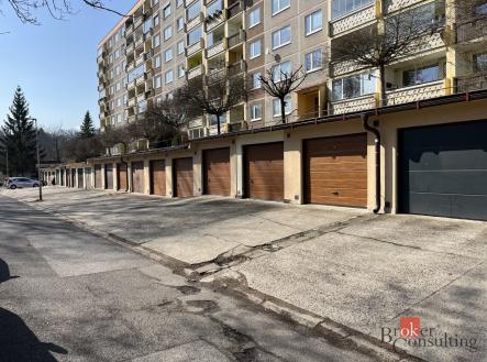 Pronájem - malý objekt/garáž