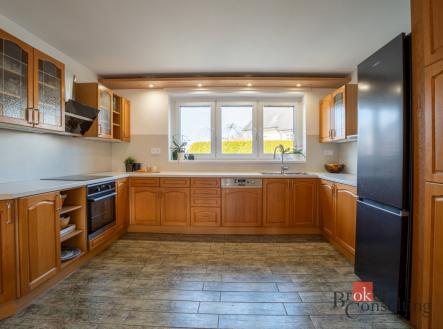 Prodej - dům/vila, 260 m²