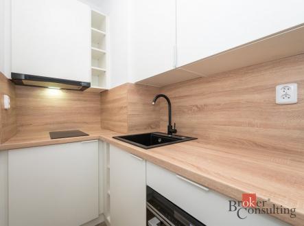 Pronájem bytu, 2+kk, 32 m²