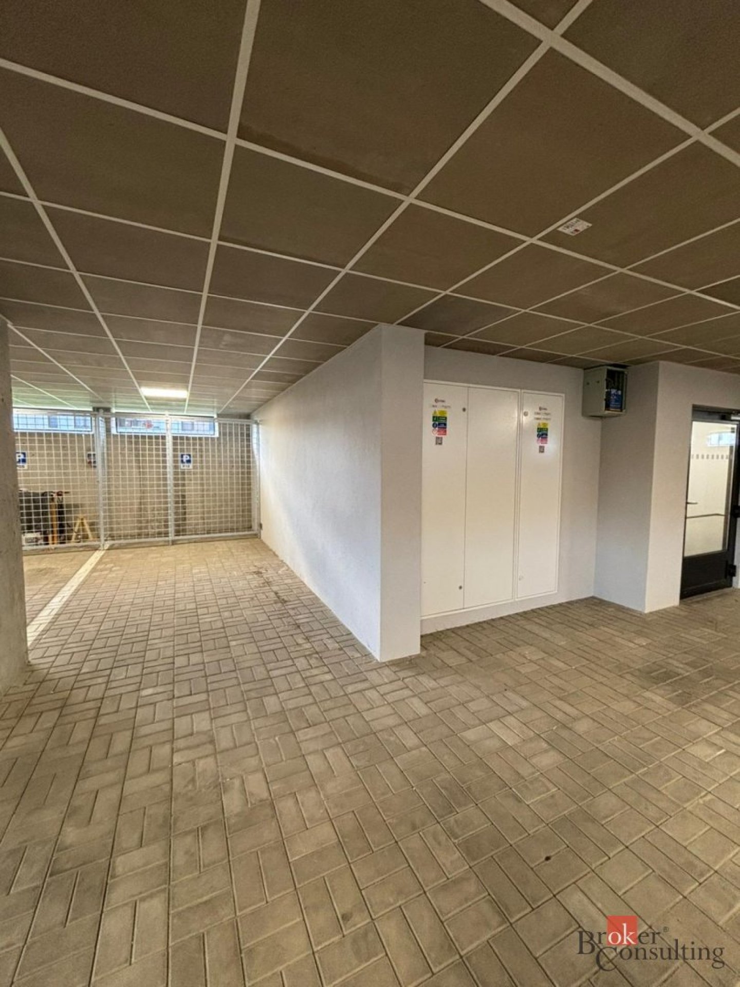 Prodej garážového stání 15 m²  ul. Pod Svahem 765