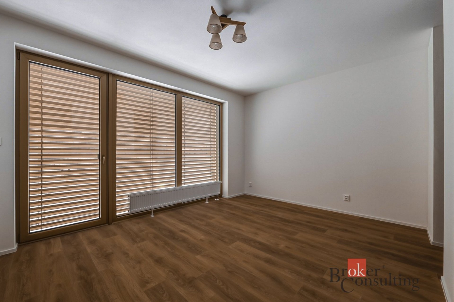 Pronájem, byty/1+kk, 42 m2, Zahradní 2854/2, Východní Předměstí, 32600 Plzeň 2-Slovany [ID 83369]