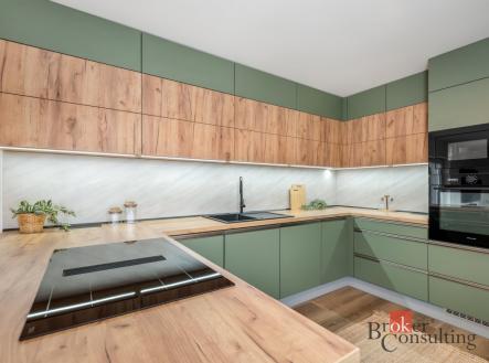 Prodej - dům/vila, 199 m²