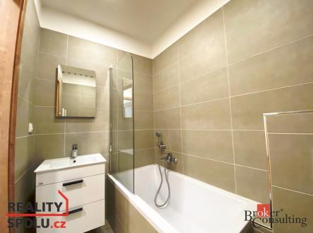 Pronájem bytu, 2+1, 63 m²