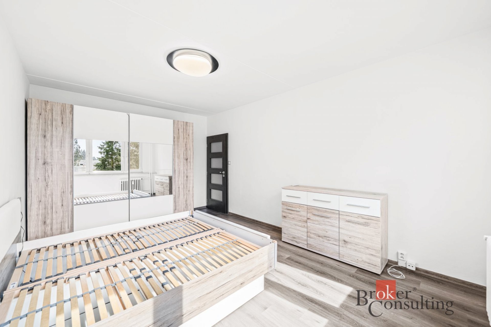 Prodej, byty/2+1, 58 m2, Vojanova 741/11, Skvrňany, 31800 Plzeň 3 [ID 83680]