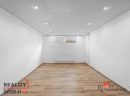 Pronájem bytu, 1+kk, 33 m²