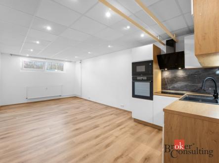 Pronájem bytu, 1+kk, 33 m²