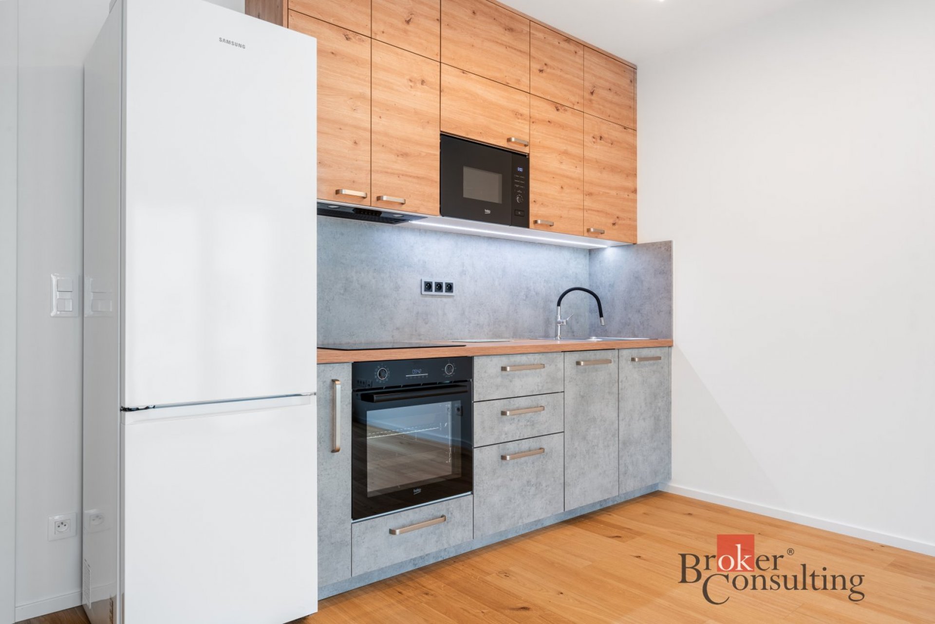 Pronájem, byty/1+kk, 36 m2, Bratislavská 946/80, 60200 Brno, Brno-město [ID 84030]