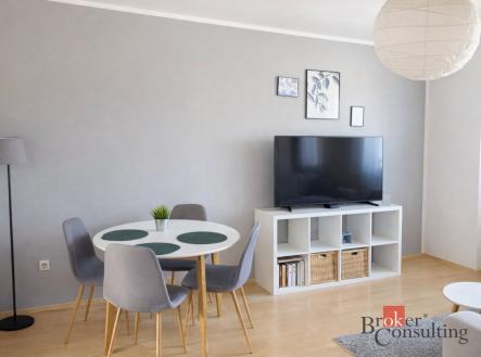 Pronájem bytu, 2+kk, 47 m²