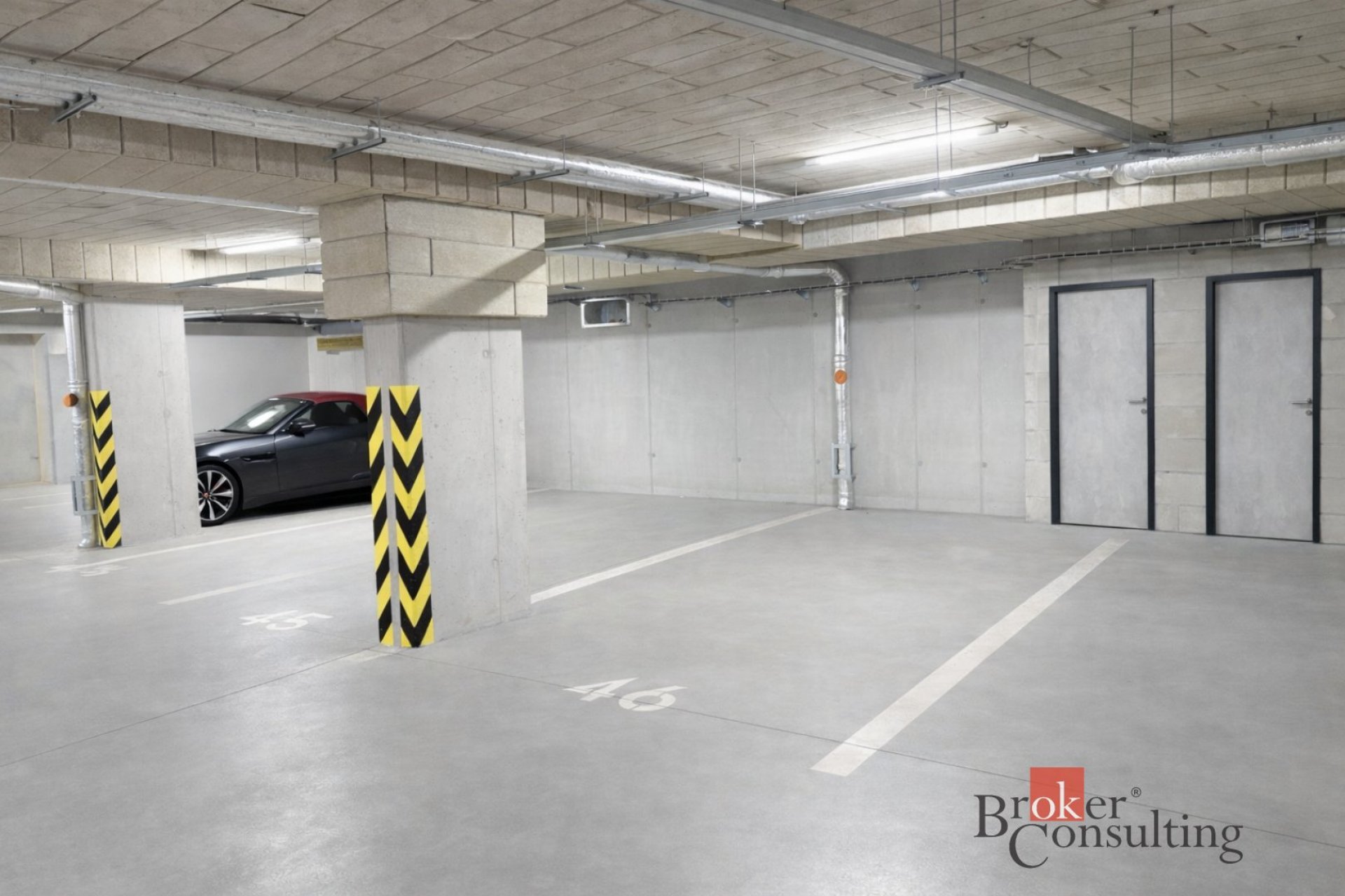 garážové parkovací stání